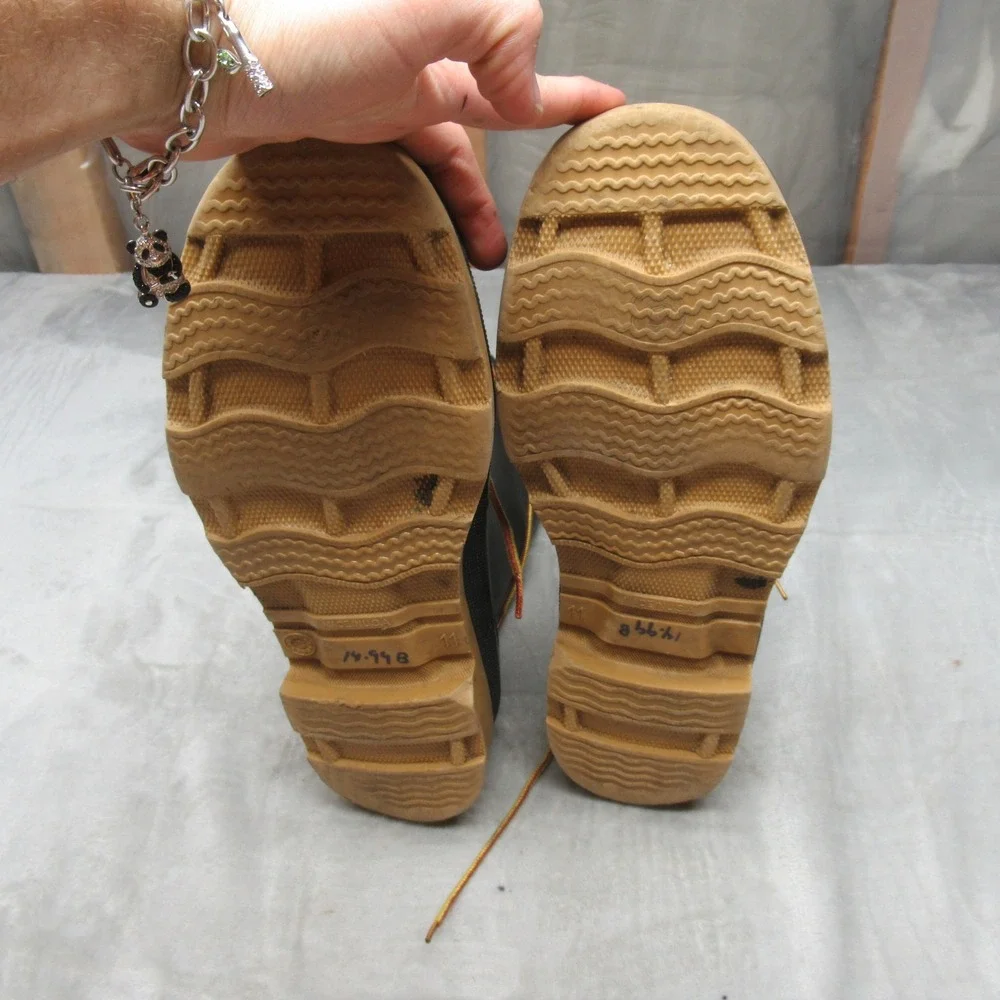 Bata rubber boots